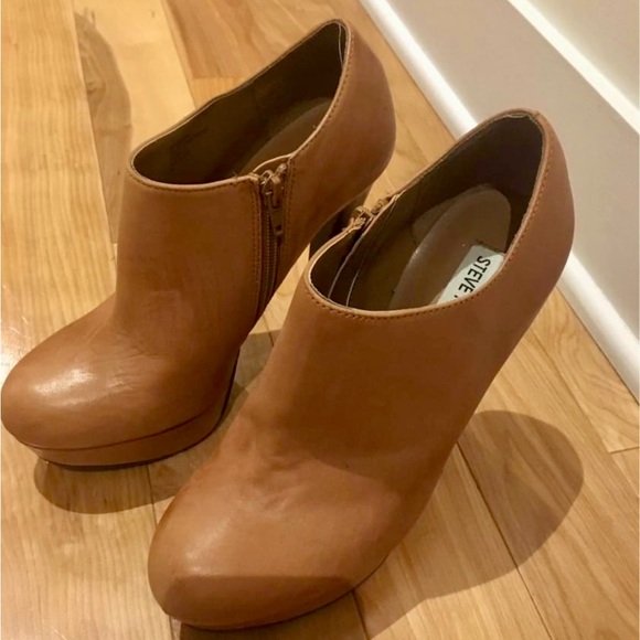 Steve Madden, size 7.5 US - Picture 4 of 5